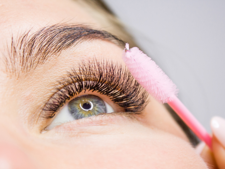 Unlock Perfect Lashes: Mastering Eyelash Care 101